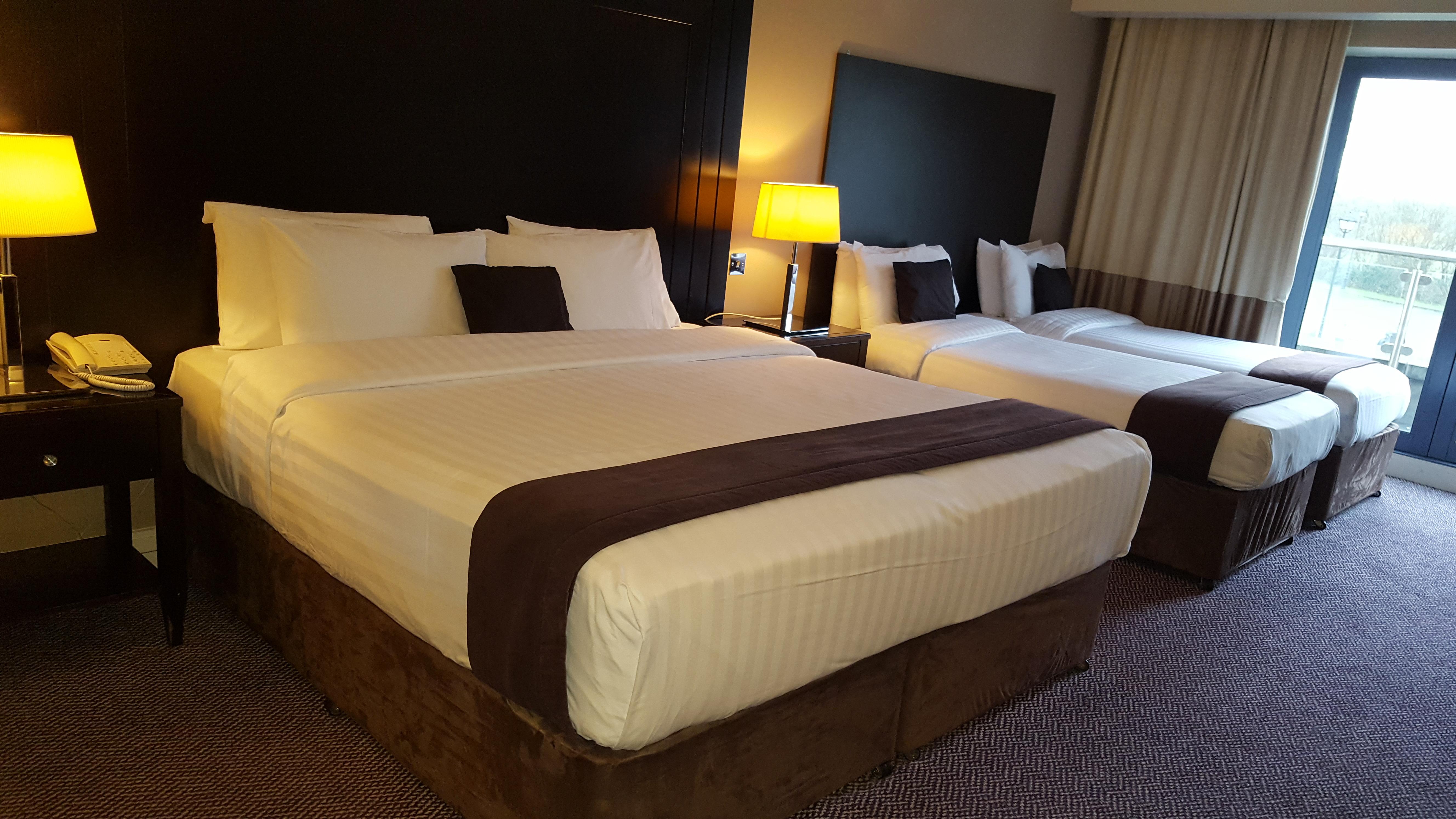 Shamrock Lodge Hotel Άθλον Εξωτερικό φωτογραφία