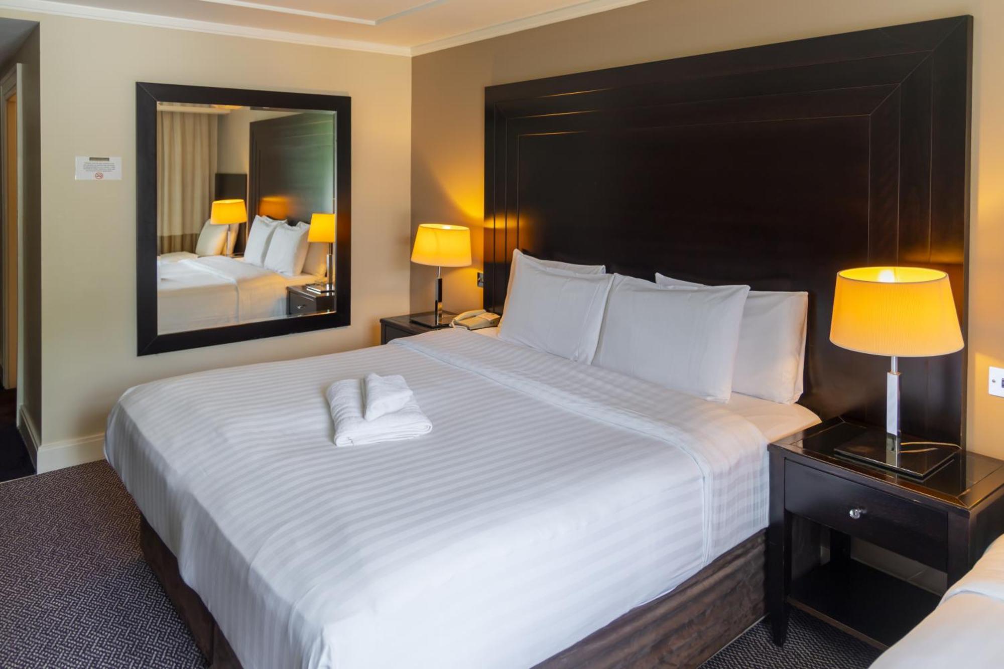 Shamrock Lodge Hotel Άθλον Εξωτερικό φωτογραφία